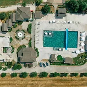  Lodge Kronos Village